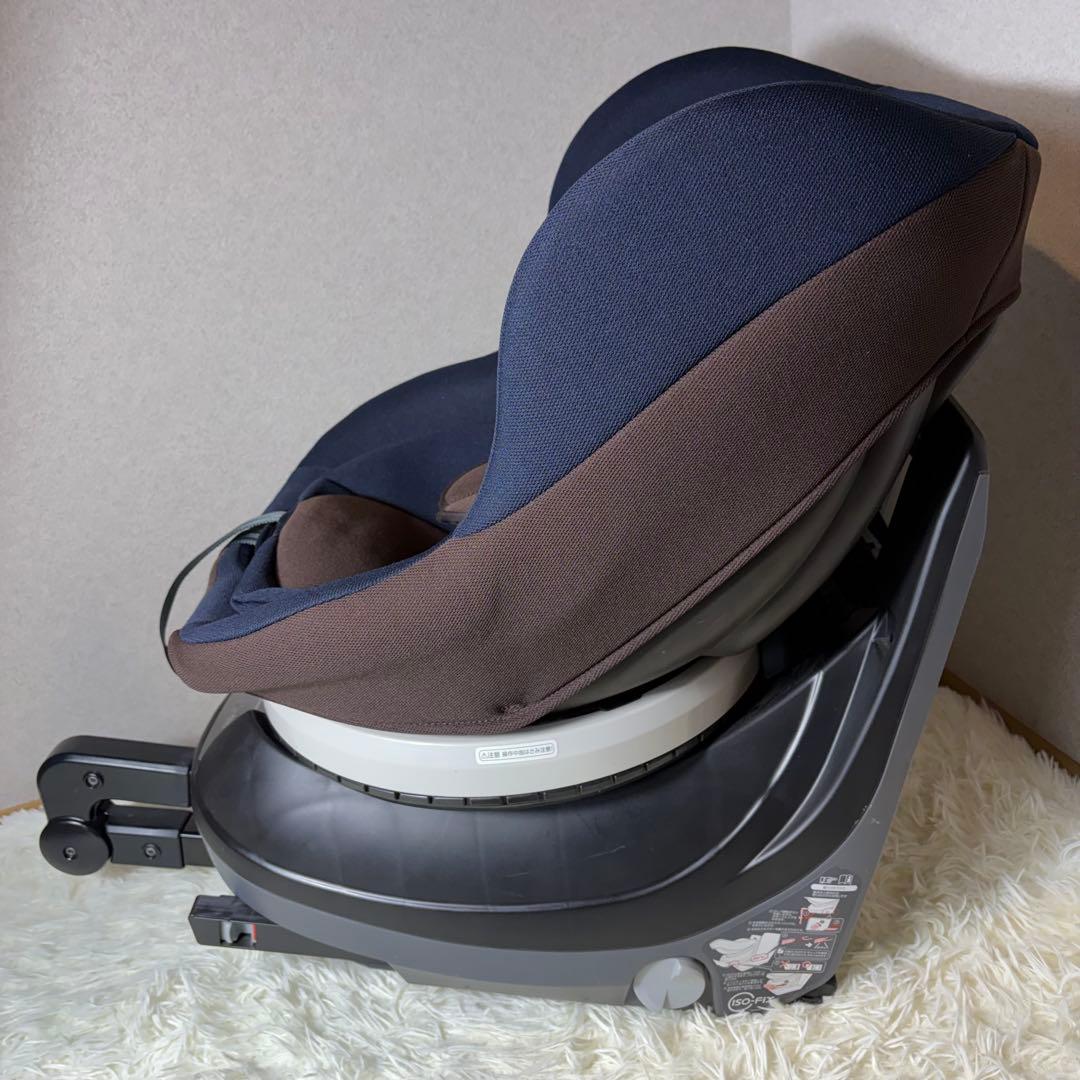 【ほぼ未使用】Combi コンビ クルムーヴ ISOFIX ブラウンネイビー