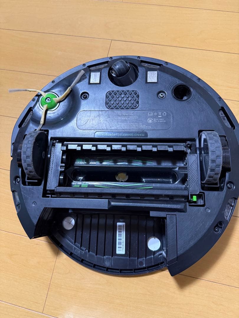 iRobot ルンバ i7+・ブラーバ m6・クリーンベース＋消耗品多数