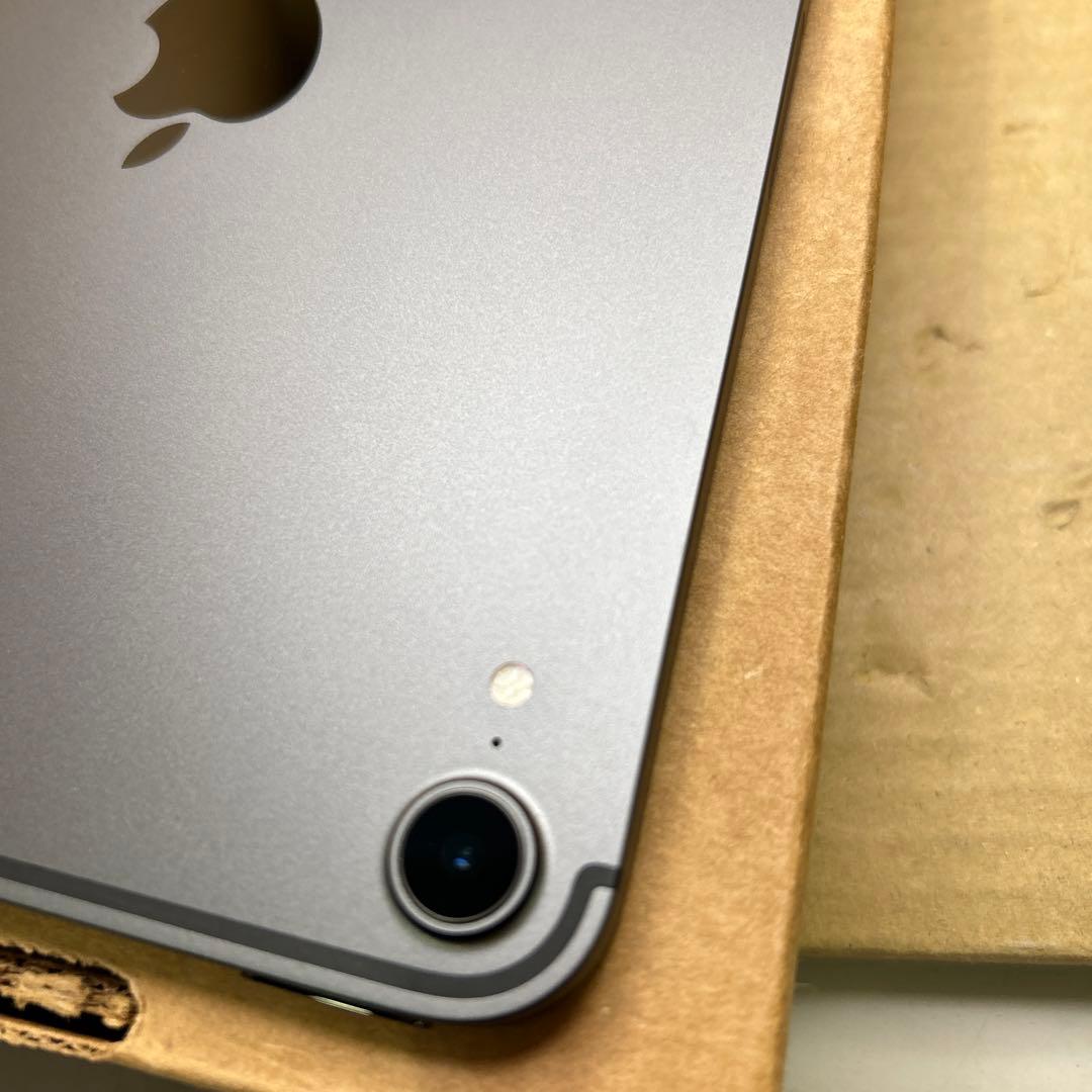 iPad mini (第６世代) WIFI+セルラー　64GB スペースグレー