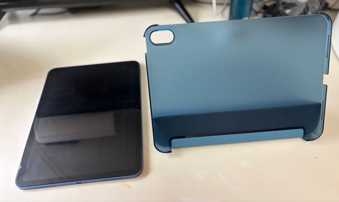 Apple iPad 11 インチ (A16) 11世代 ブルー