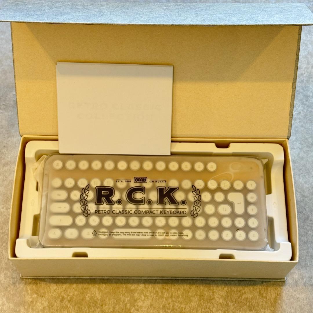 AZIO レトロクラシック コンパクト ワイヤレスキーボード メープル