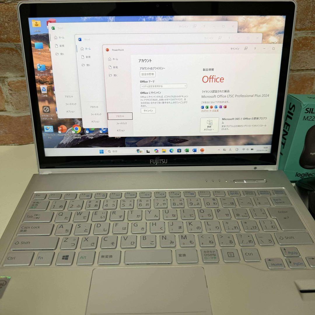富士通タッチノートPC Core i5 SSDサクサク起動　Windows 11