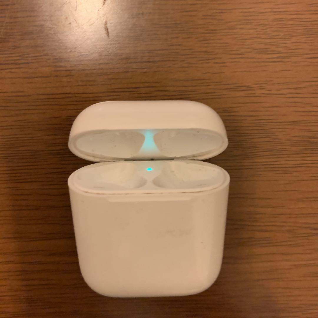 AirPods 充電器のみ