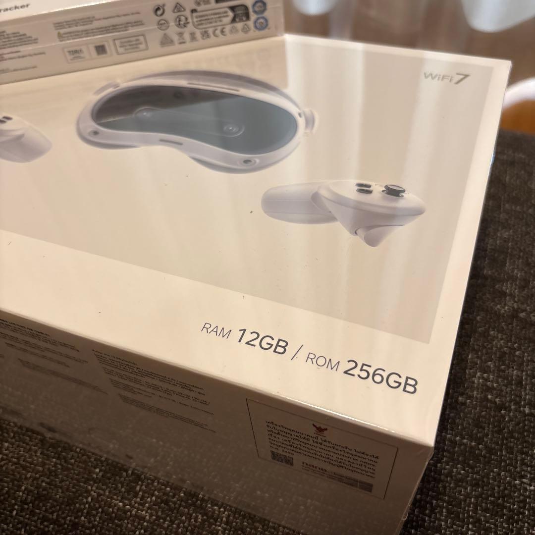 【新品・未開封】PICO 4 Ultra ＋motion tracker