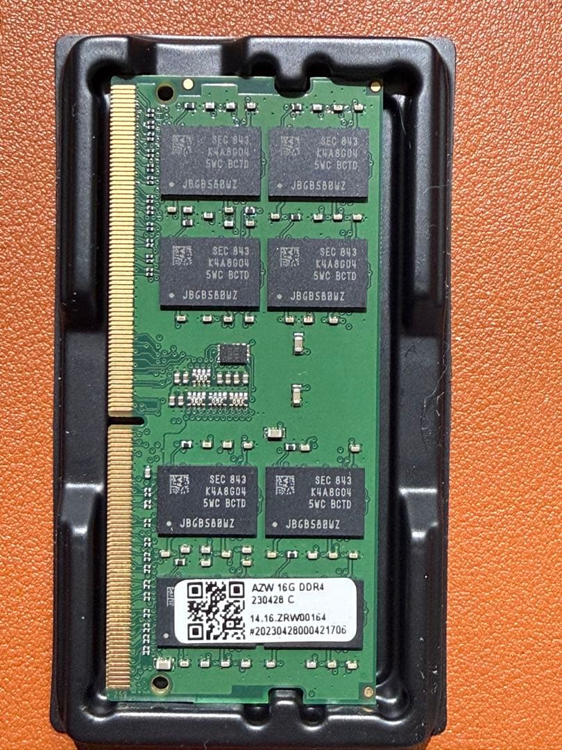 AZW 16G DDR4-3200 メモリ