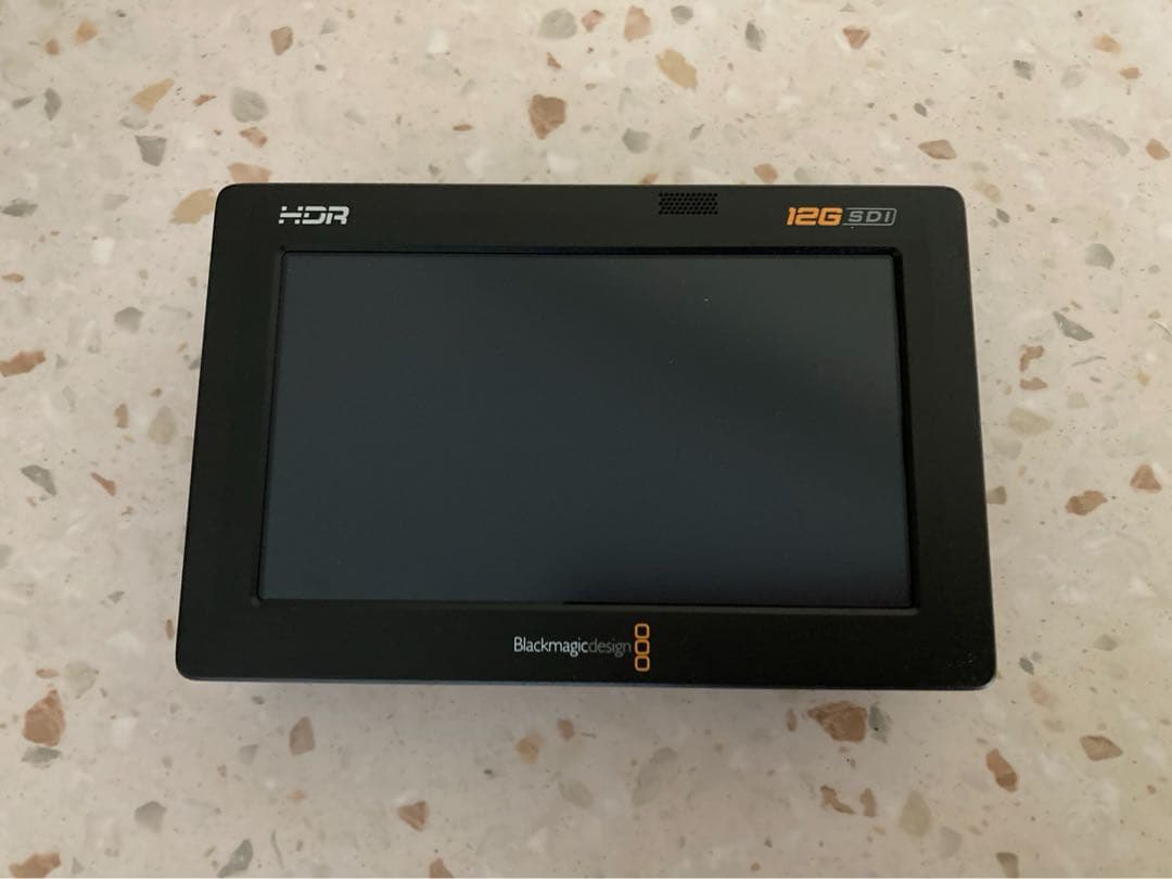 Blackmagic VideoAssist5インチ 12G HDR