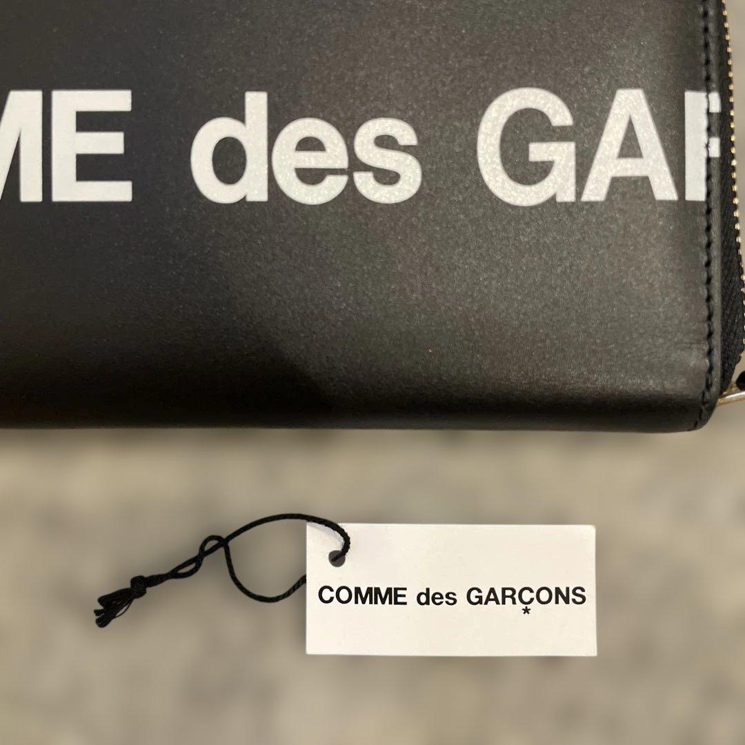 COMME des GARÇONS Huge Logo Wallet 箱付き 黒