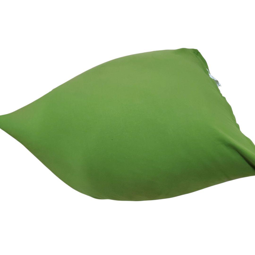 【状態良好】yogibo ピラミッド グリーン　CT-6817 (NH)