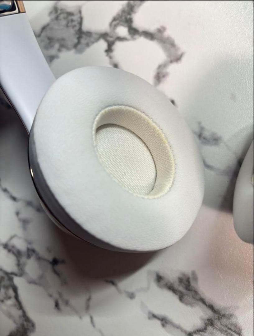 アップル　ビーツ　Beats by Dr.Dre　ローズゴールド　ヘッドホン