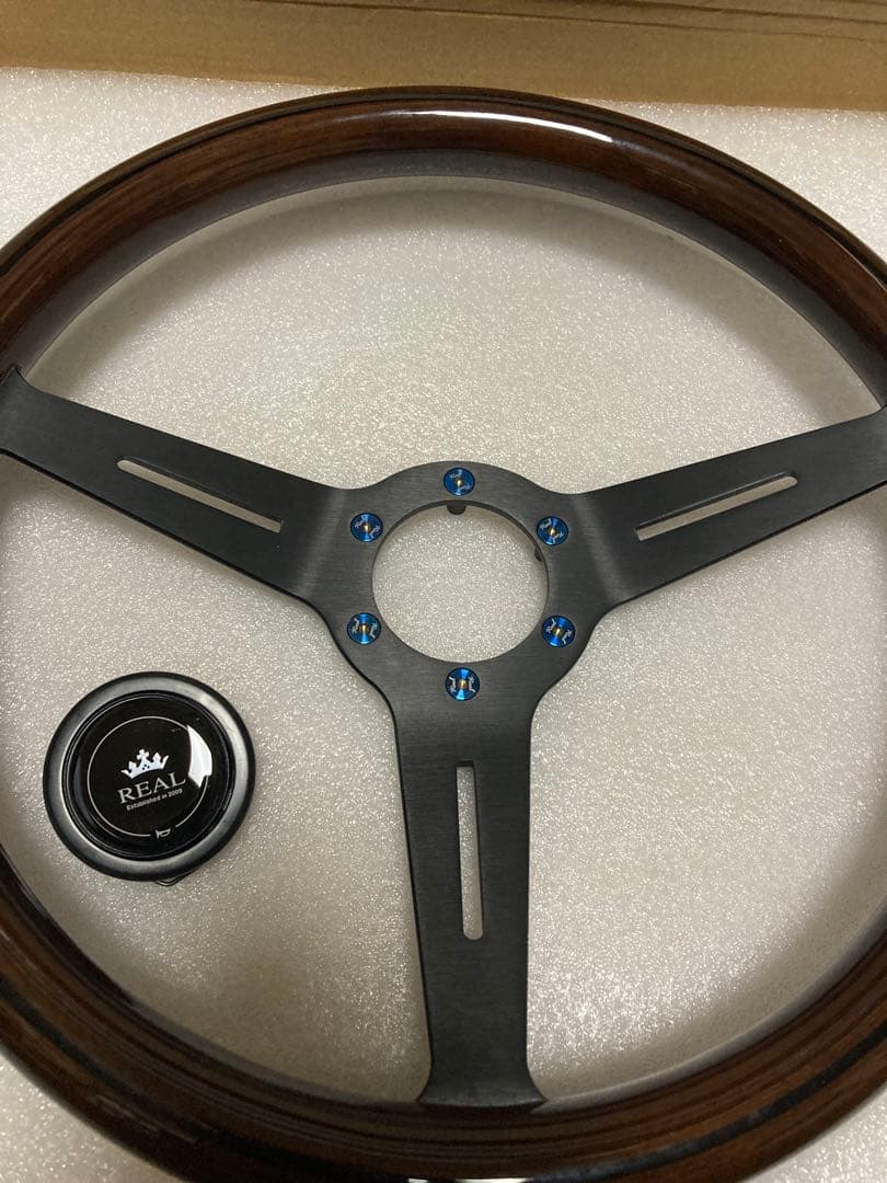 Real ステアリングホイール ウッド/ブラック