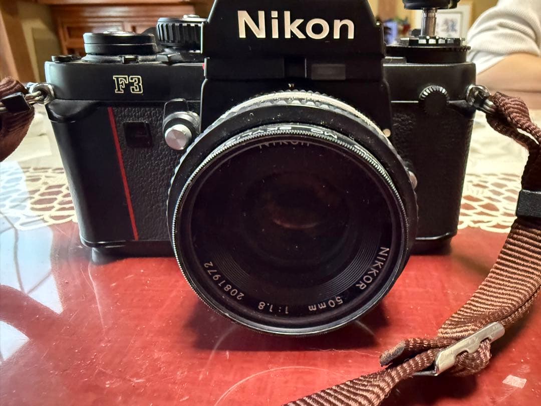 Nikon F3 一眼レフカメラ Nikkor 50mm f/1.8