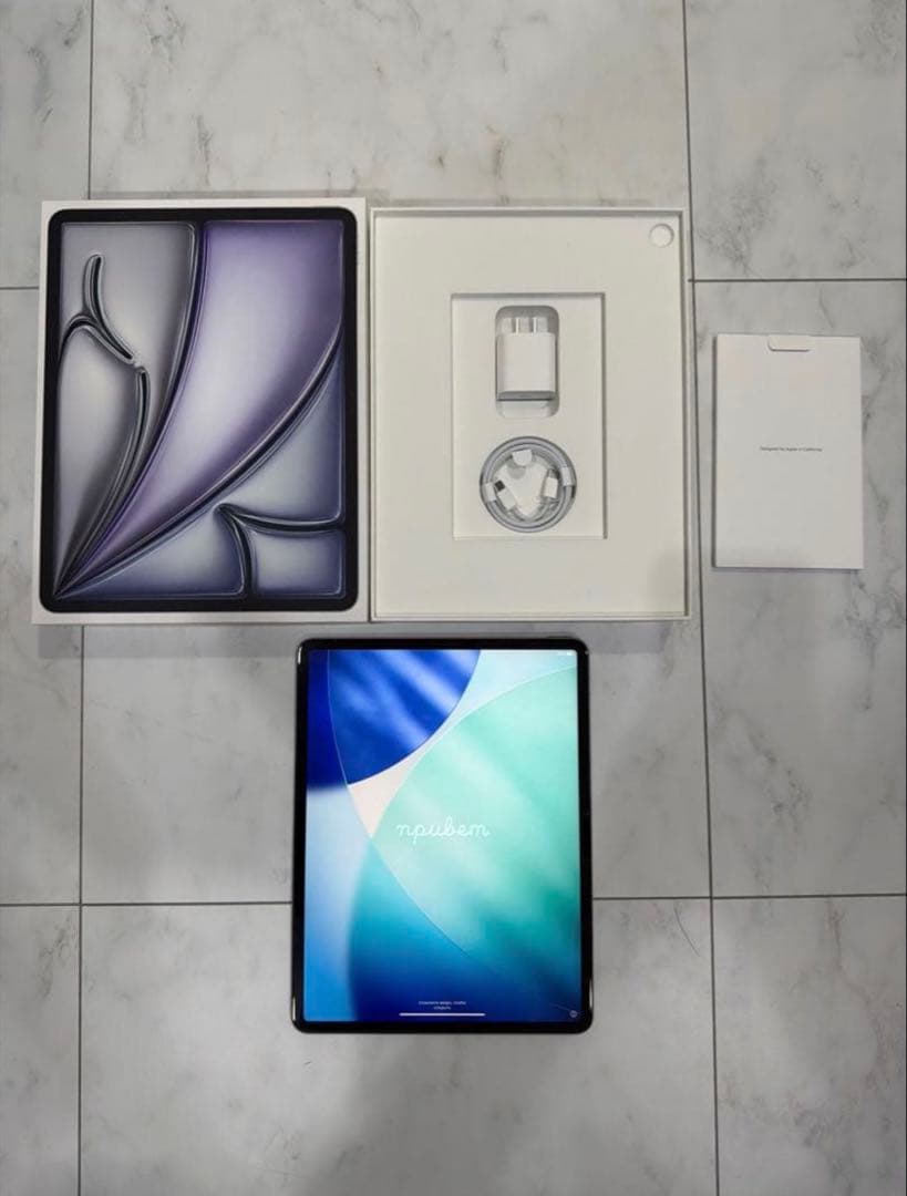 最終価格　iPad air 13インチ　M2 スペースグレー 128GB ①