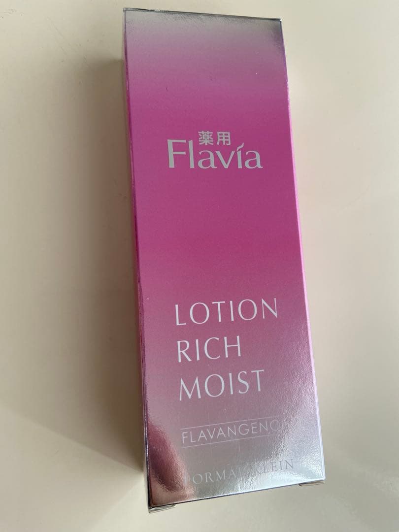 フラビア4点セット ローション　クリーム　エッセンス