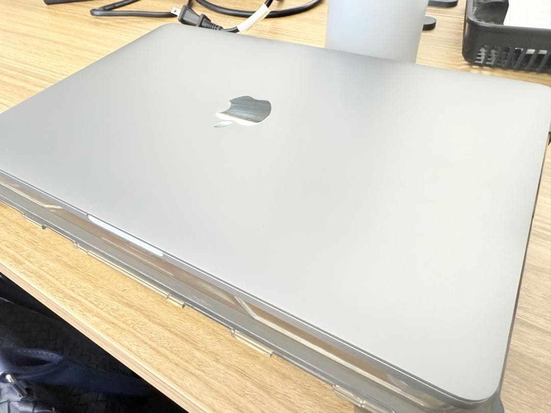 MacBook Pro 2020 13inch メモリ16G M1