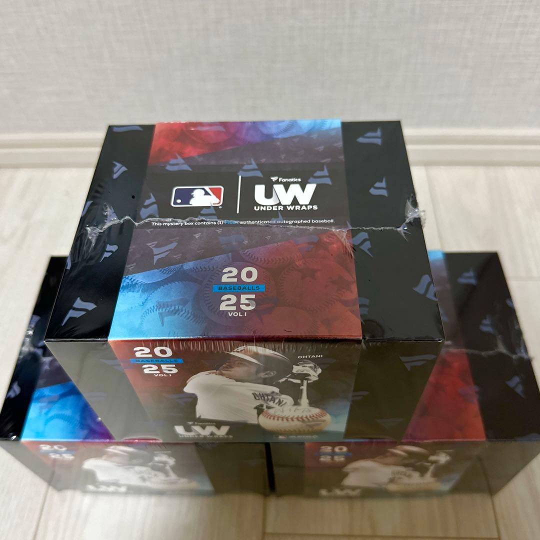 レ*ヌ様 MLB 2025 FANATICS UNDER WRAPS 1箱