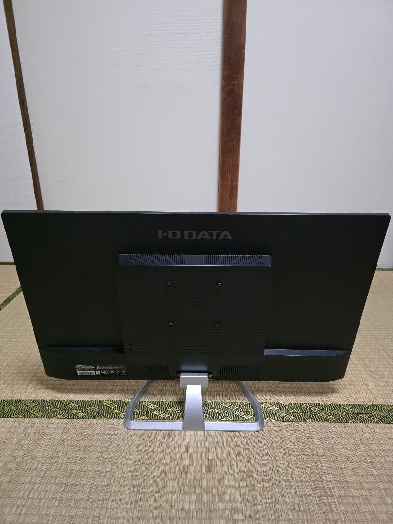 IODATA DF321XDB 31.5インチモニター 内蔵スピーカー有り