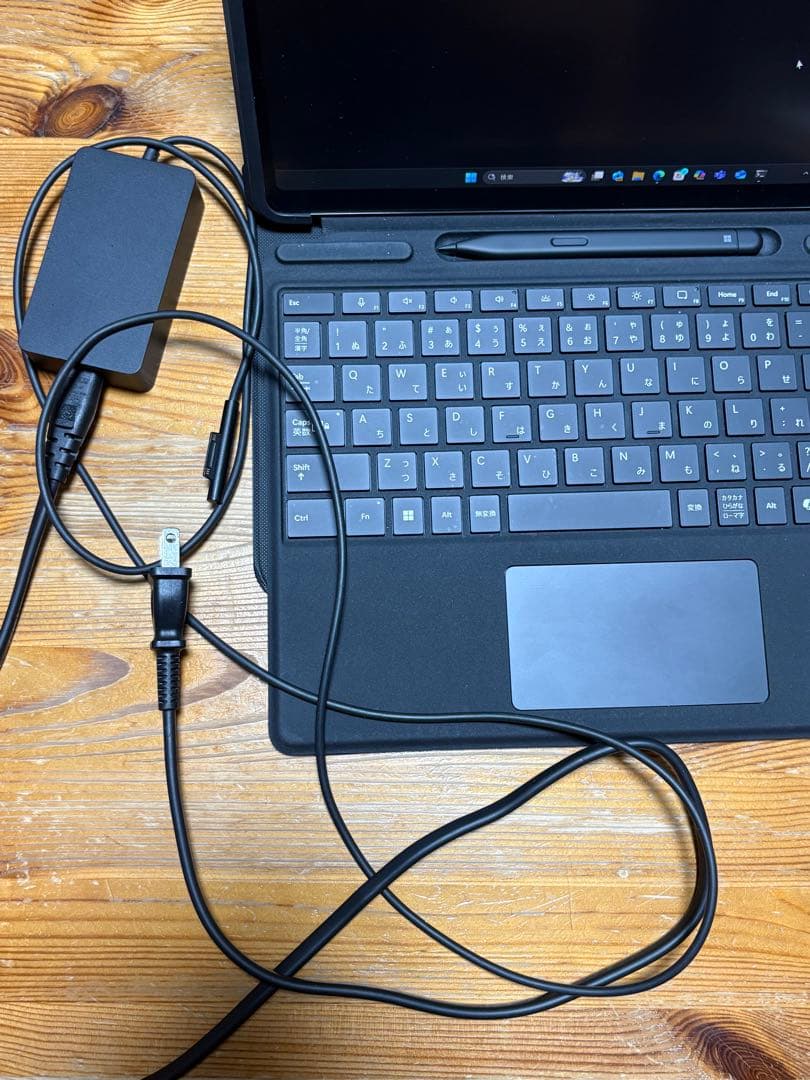 【美品・ケース/フィルム付き】Microsoft Surface Pro 11