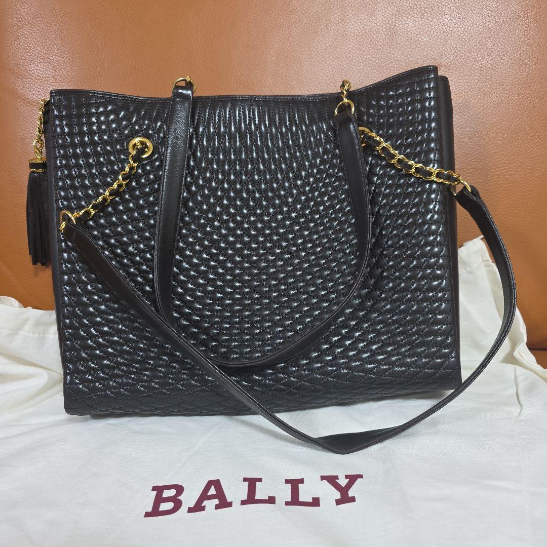 【極美品】BALLYショルダーバッグ　キルティング　トート