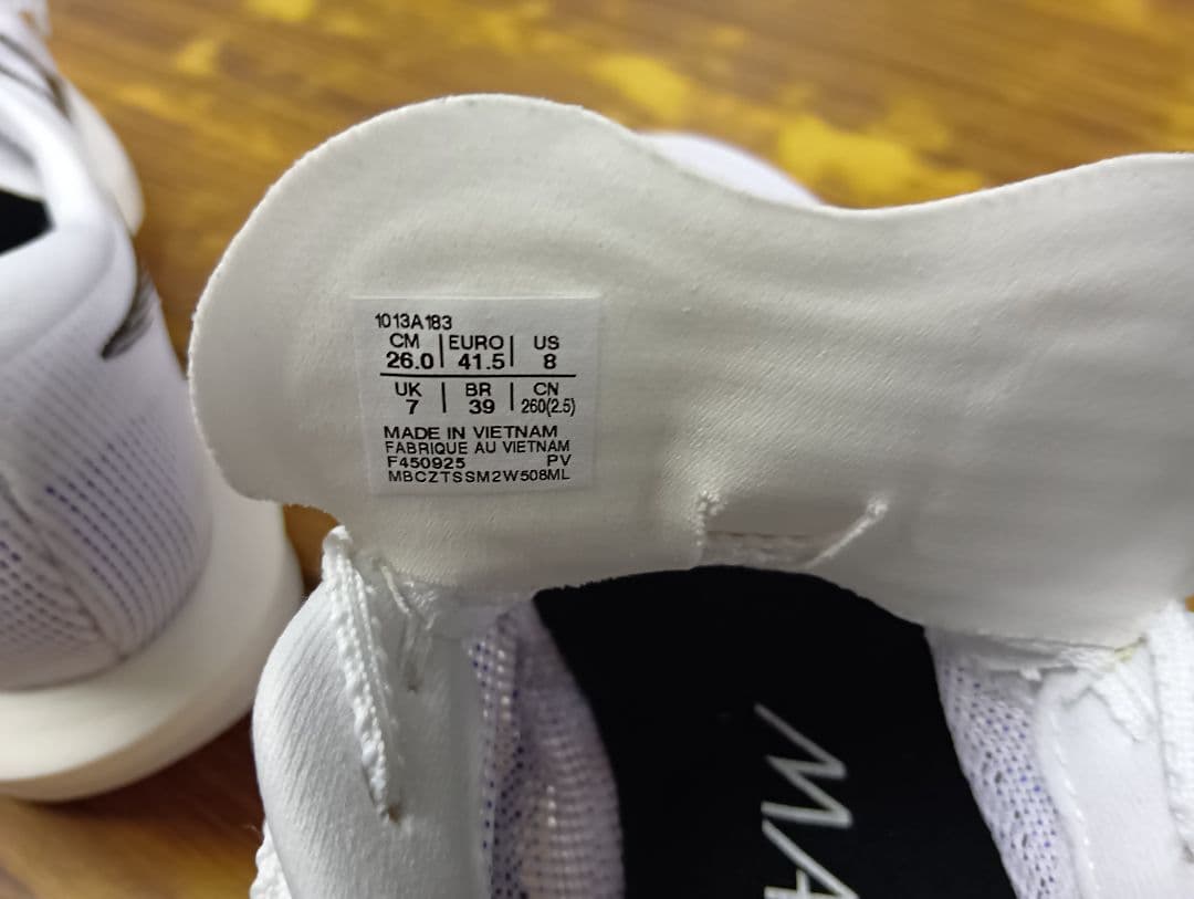 ASICS マジックスピード5 26.0cm ホワイト/ブラック