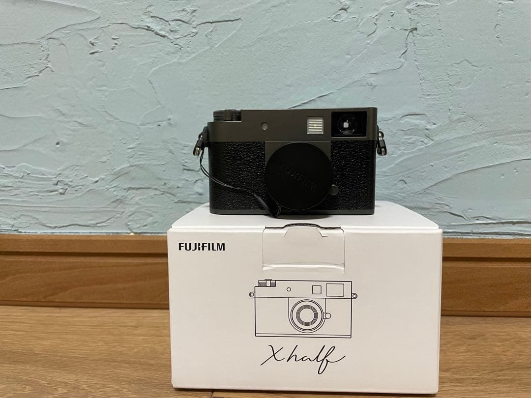 値下げFUJIFILM X-half （xハーフxhalf）チャコールシルバー