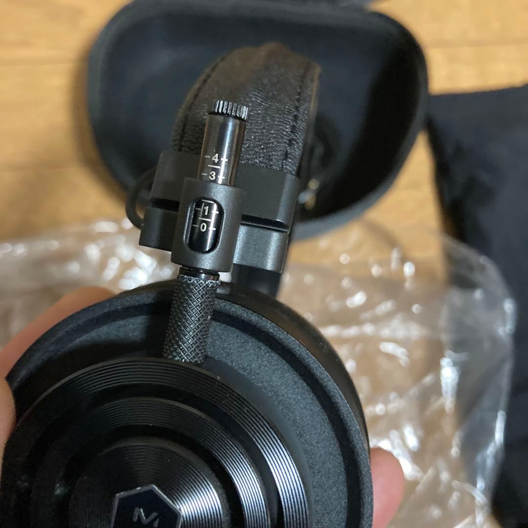 Master&DynamicMH30有線ヘッドホン黒収納袋付き定価40000以上