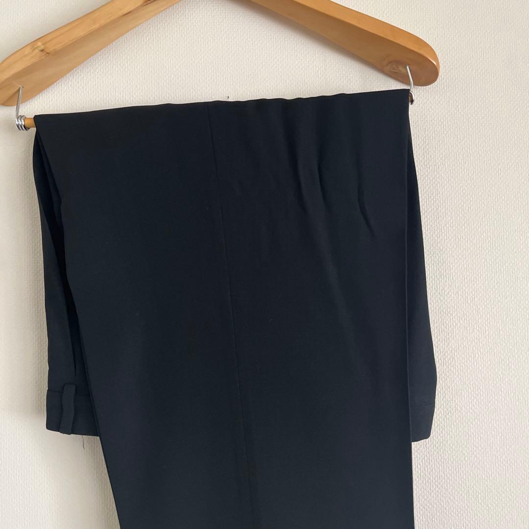 ARMANI COLLEZIONI ブラック スーツ（50/R）