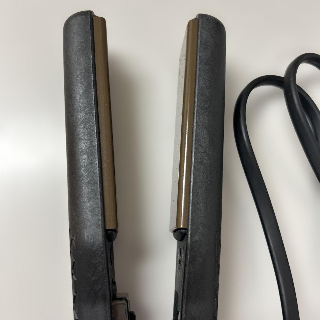 アメリカで購入Ceramic Straight Iron ストレートヘアアイロン