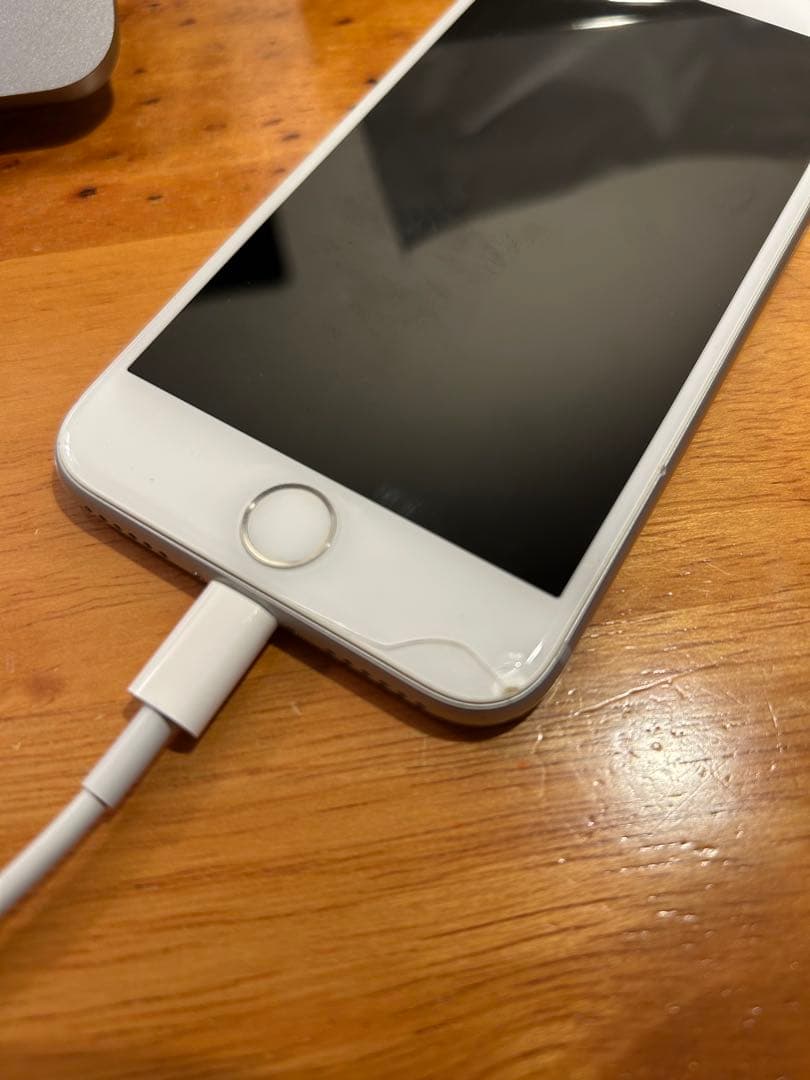 iPhone 8 128gb docomo版