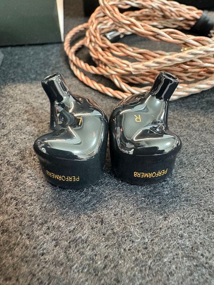 有線イヤホン AFUL performer8