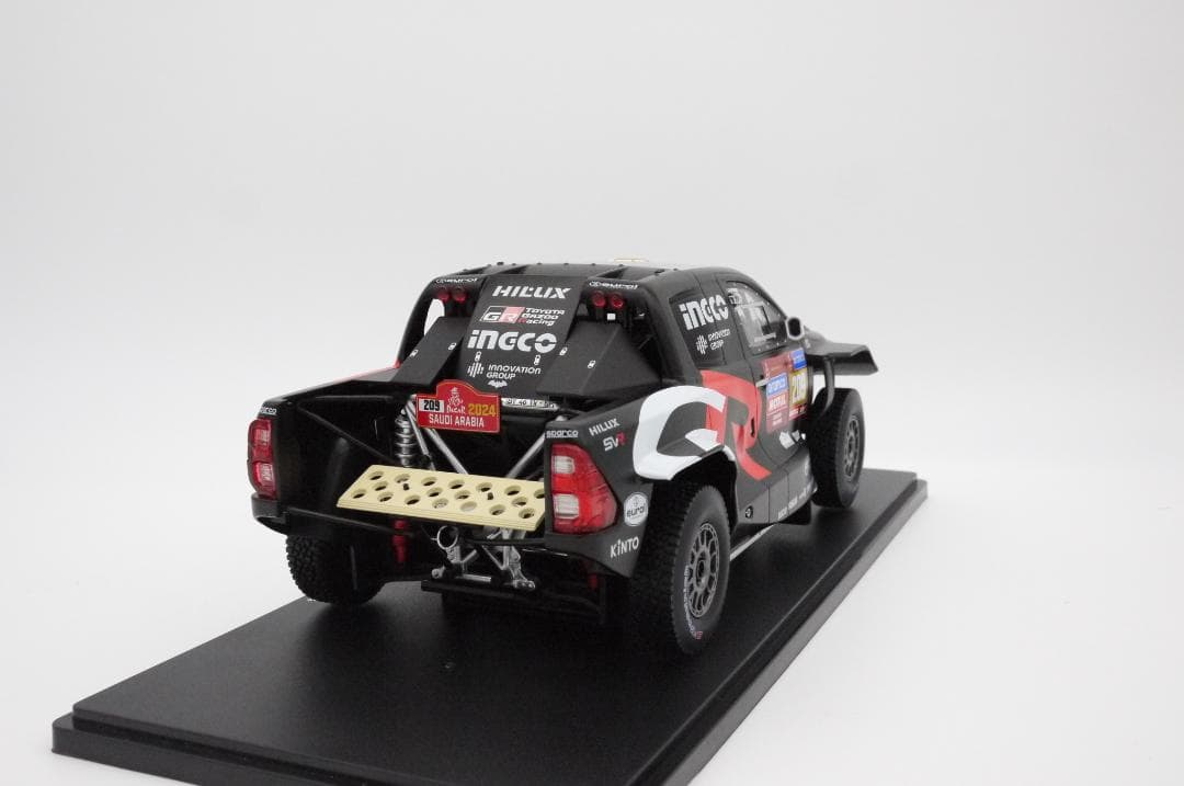 1/18 トヨタ GR DKR ハイラックス evo ダカールラリー 2024