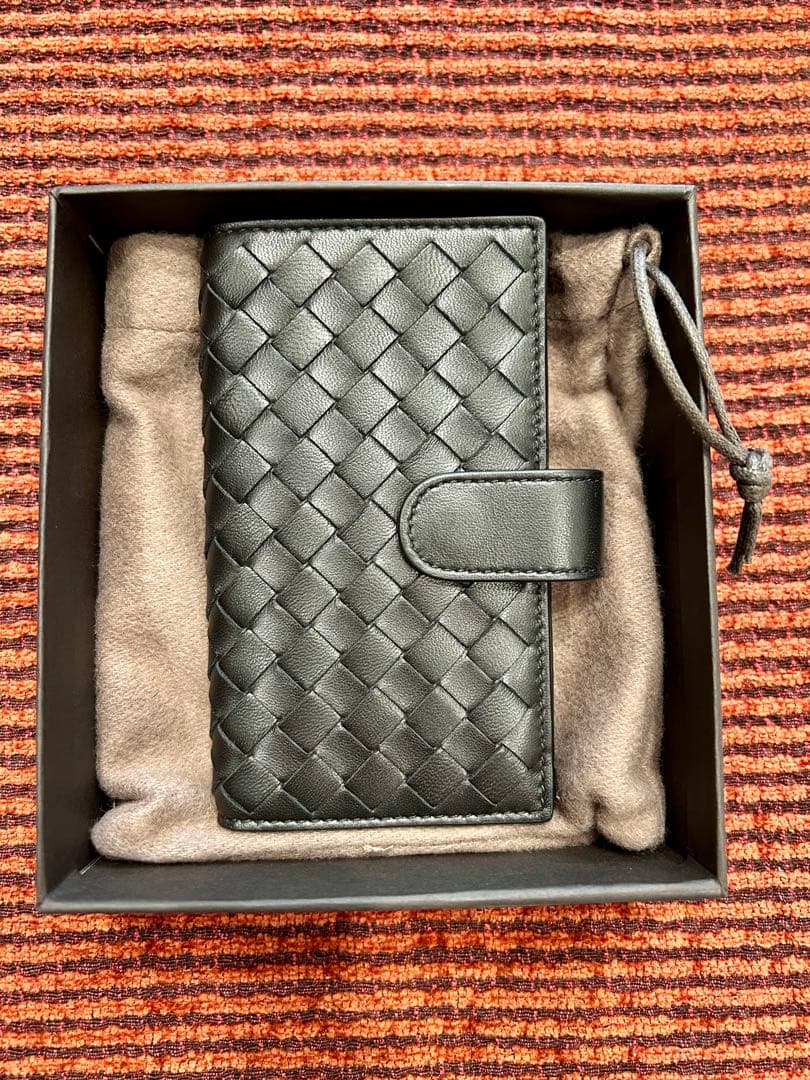 ブラックレザー編み込みキーケース