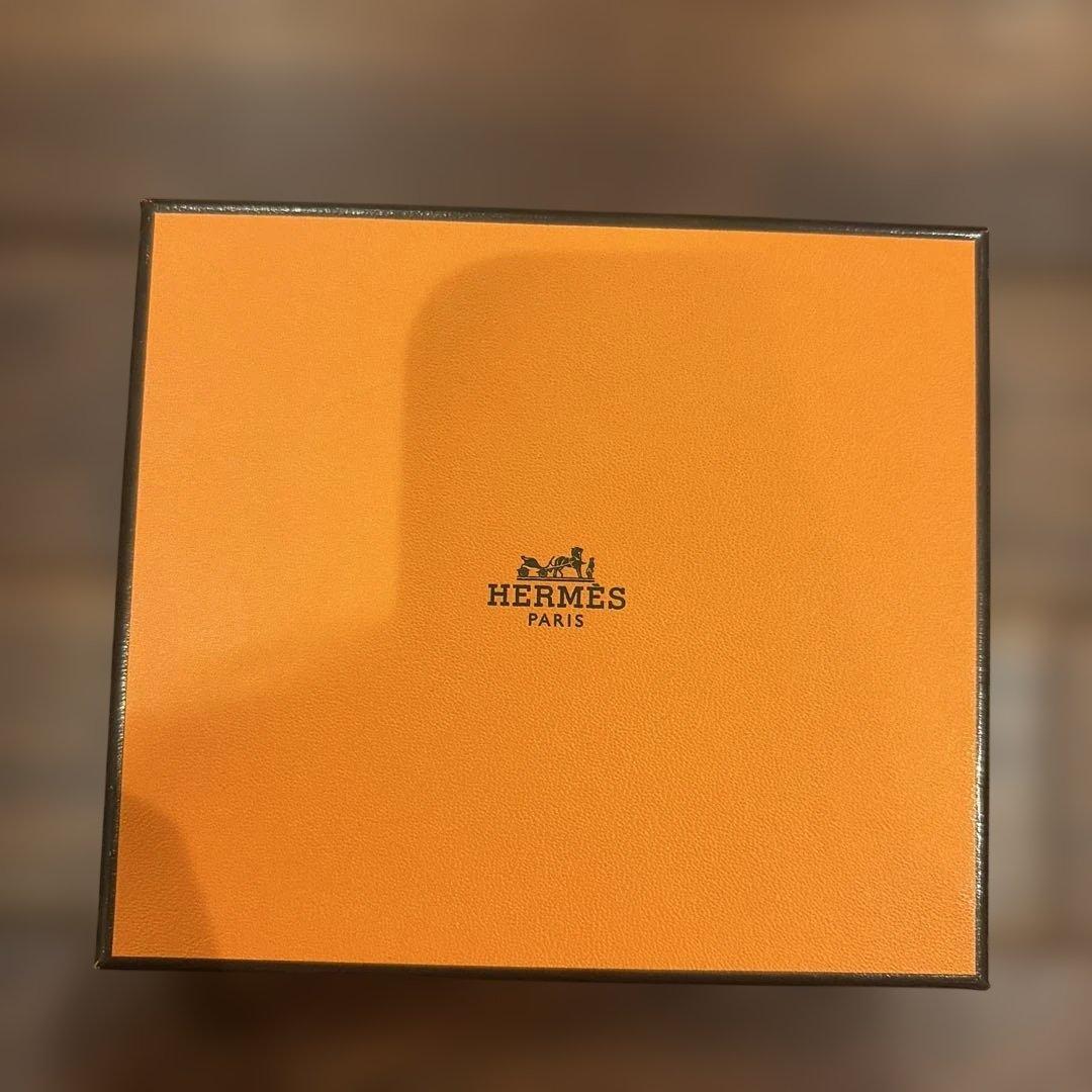 エルメス HERMES シルクインコンパクト