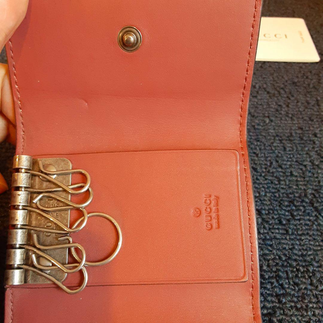 箱付き GUCCI グッチ 花柄 キーケース オシャレデザイン