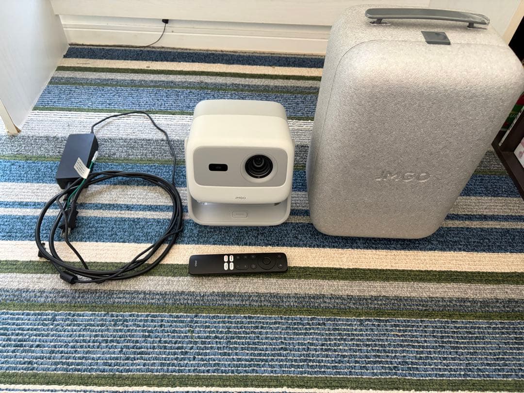 JMGO N1S 4K プロジェクター