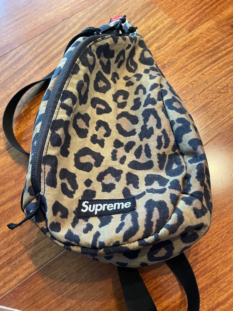 Supreme ヒョウ柄 ボディバッグ