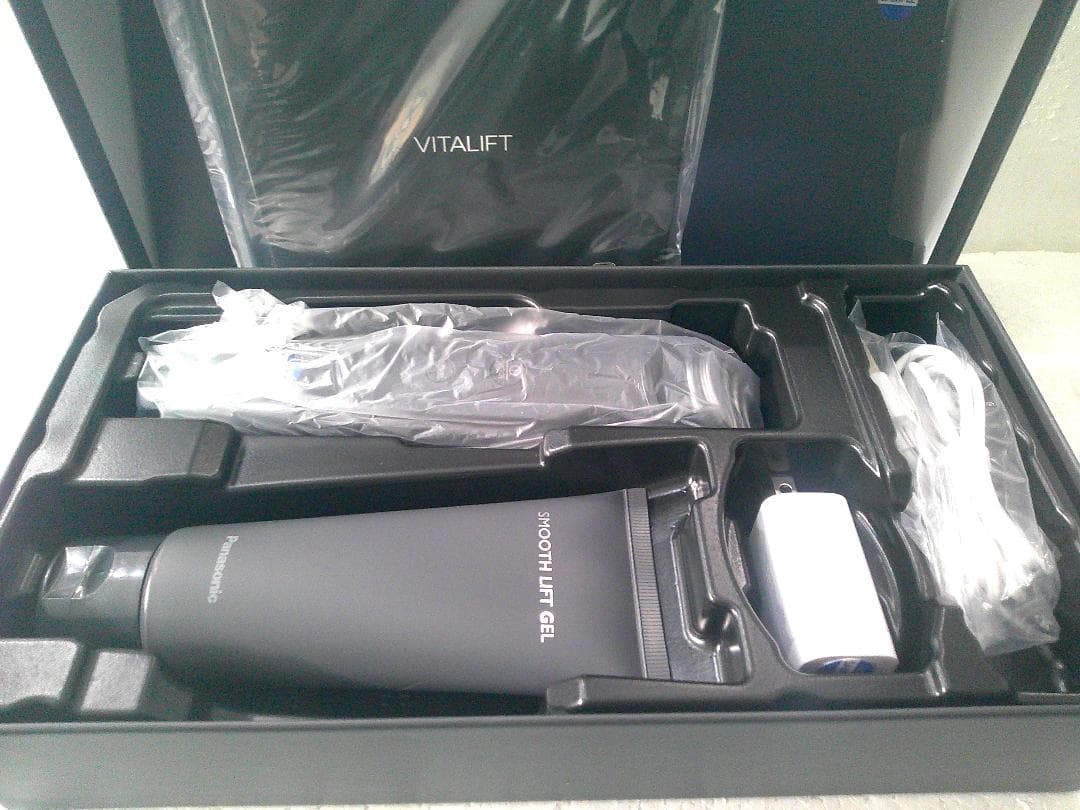 ★未使用 パナソニック バイタリフト RF 美顔器 EH-SR85-K★