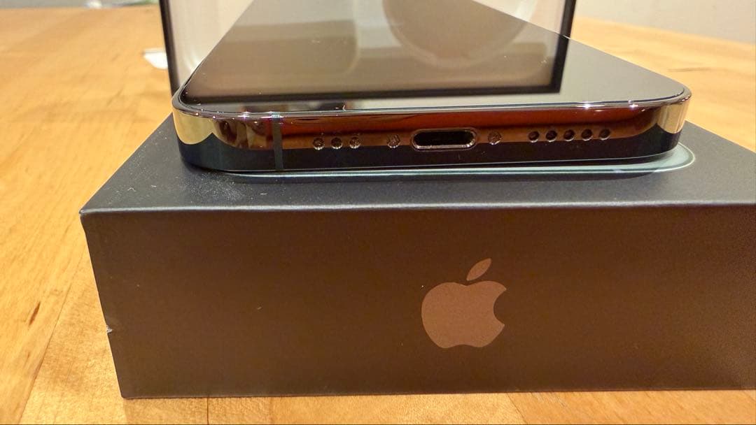 iPhone 13 pro 256GB Alpine Green simフリー