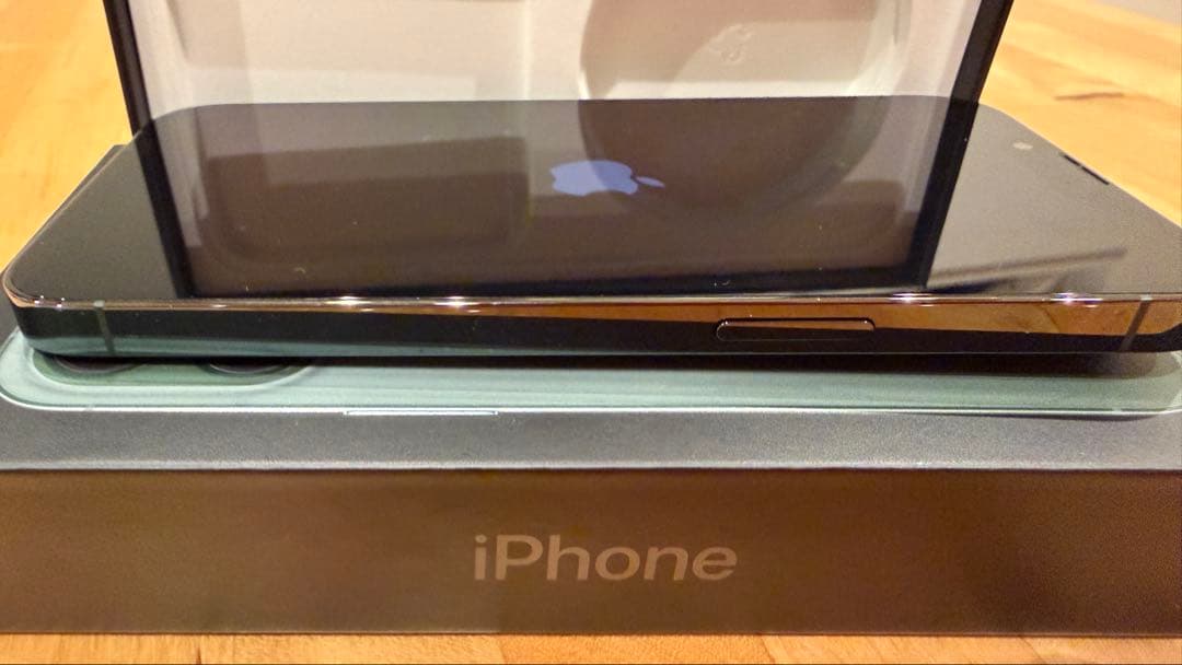 iPhone 13 pro 256GB Alpine Green simフリー