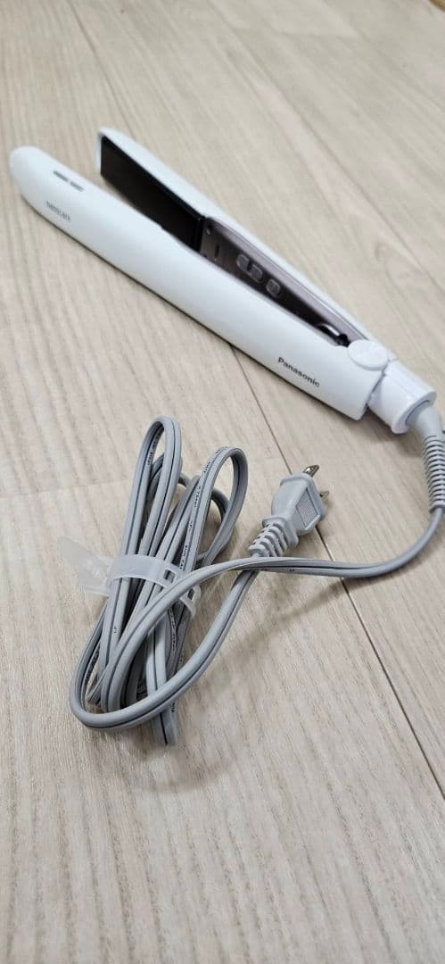 【極美品】Panasonicナノケアストレートヘアアイロン EH-HS9J