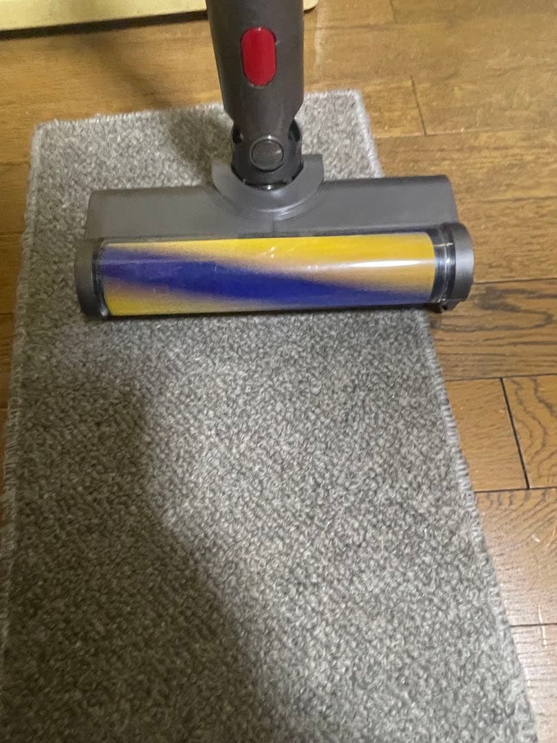 ダイソン V8 ハンディ掃除機