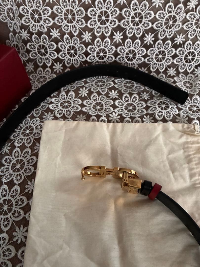 新品美品❗️Salvatore Ferragamo レザー ベルト 赤黒