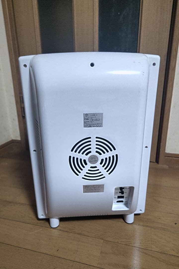 VERSOS 小型 冷温庫 25L VS-404WH ポータブル冷蔵庫