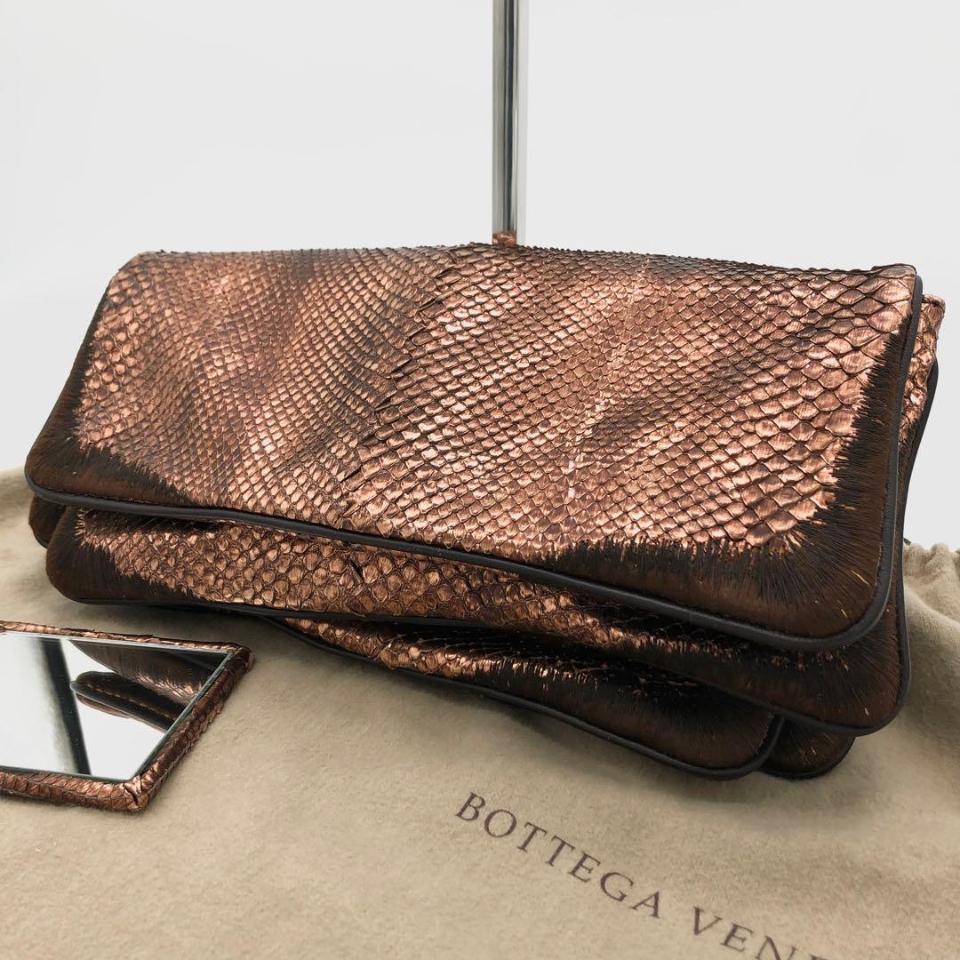 【極美品・ミラー付き✨】ボッテガヴェネタ クラッチバッグ パイソン レザー