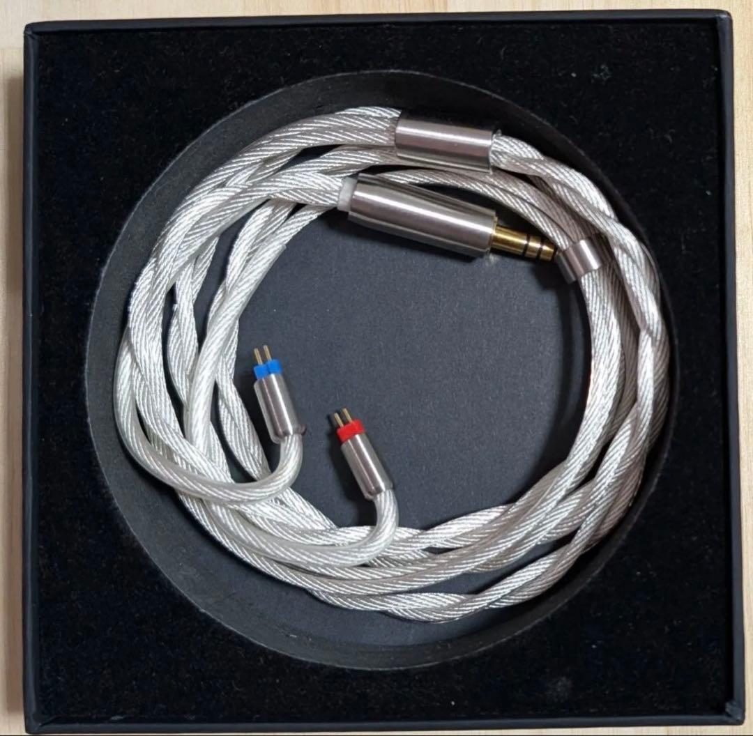 水月雨 MOONDROP 白川 SHIROKAWA 4.4mm 2pin