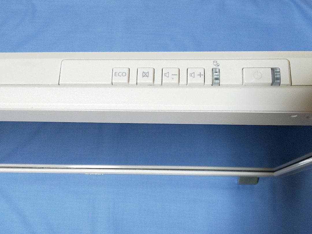 21.5型ESPRIMO FH52/R Core i5/SSD512G/12G