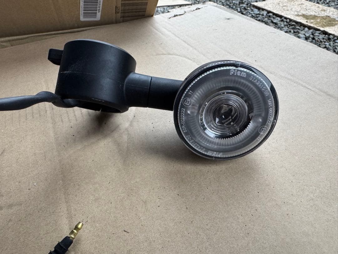 カリンさん専用　GB350 純正フロントウインカー