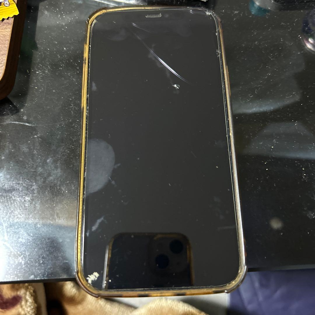 Apple iPhone 12 ブラック