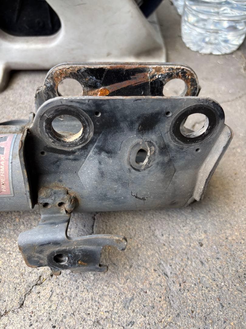 30プリウスHKS車高調ハイパーMAX スタイルX