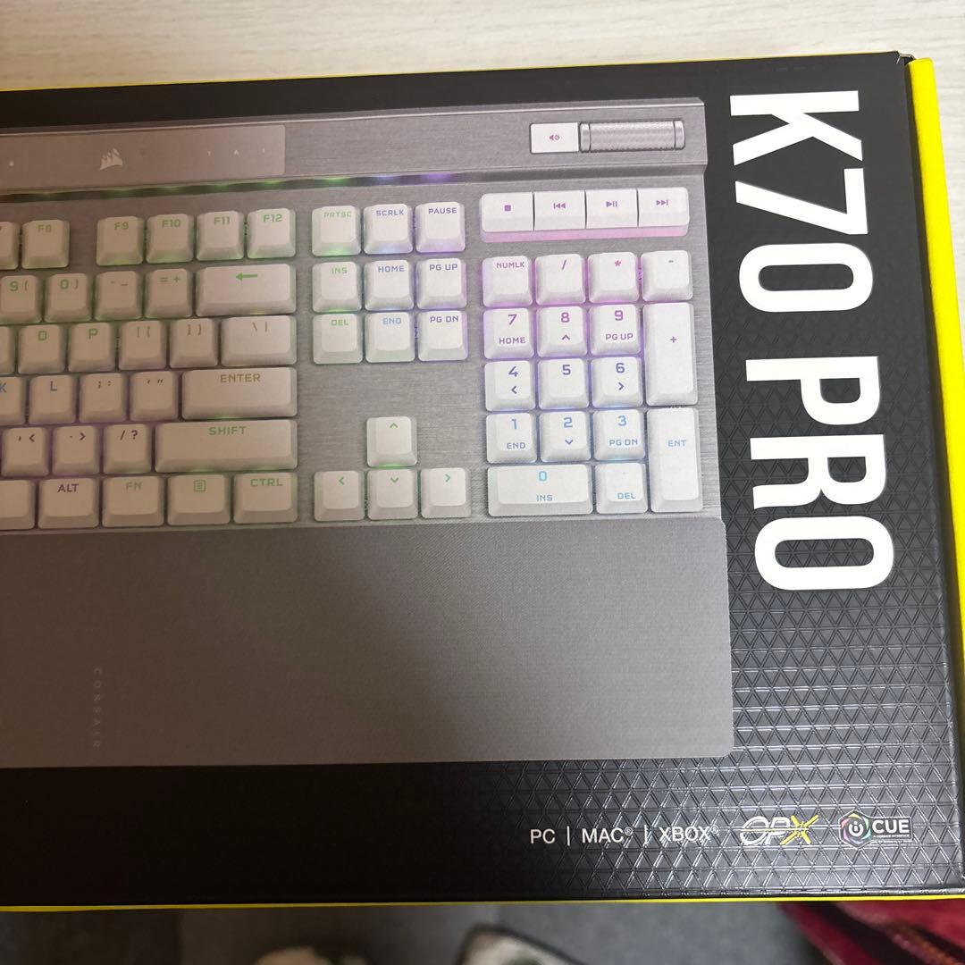 CORSAIR K70 PRO RGBキーボード