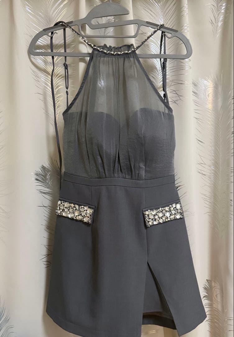 【sugarドレス】キャバドレス グレー ハイネック ミニドレス ビジュー付き